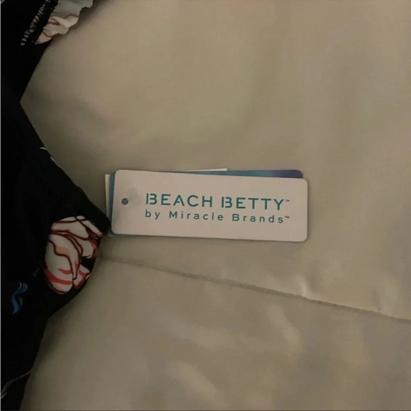 Beach Betty bikini floral bikini top - Picture 4 of 7